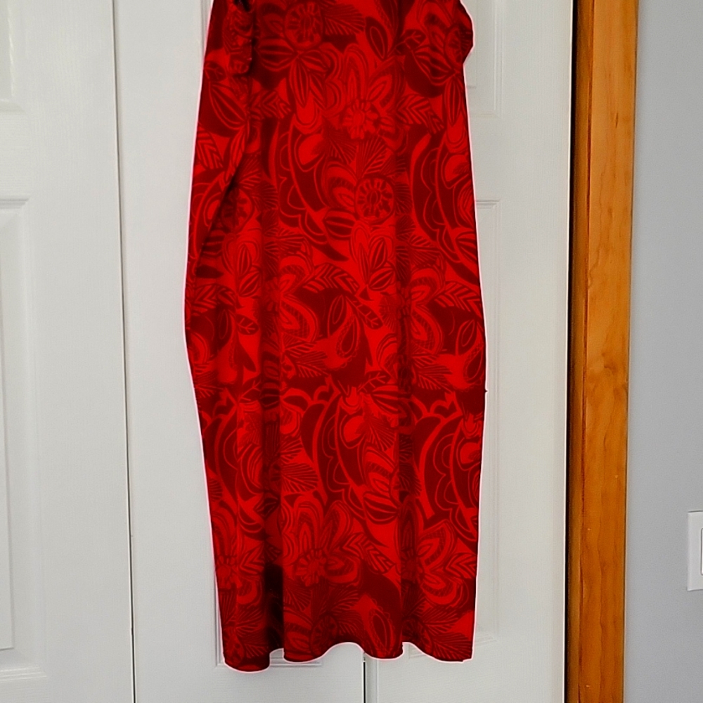 Red Susan graver maxi skirt elastic waste size LP